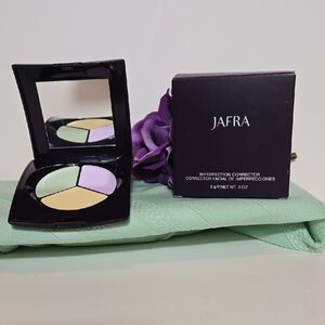 JAFRA Imperfection Correcter Concealer Palette
